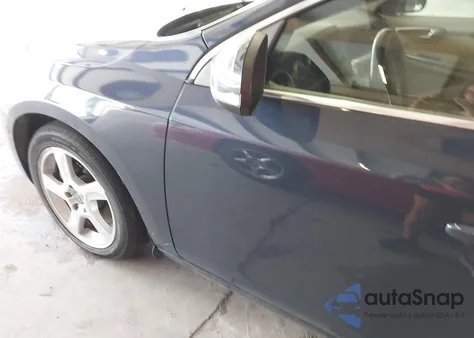 2013 Volvo S60 T5 z USA, uszkodzony, nr VIN YV1612FS3D2196502